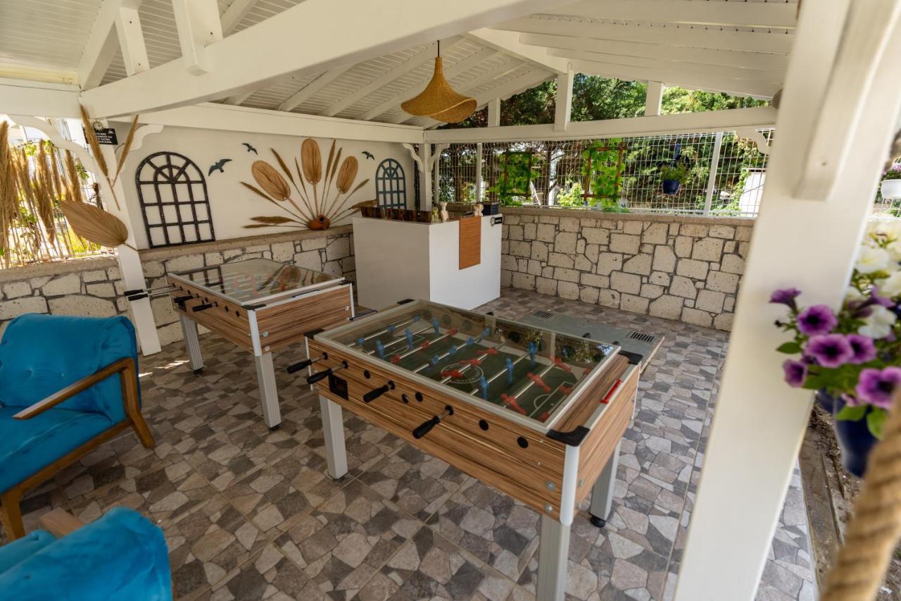 Vina Garden Hotel Bozcaada Exterior photo